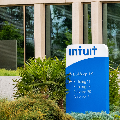 Small Business Technology Roundup: Intuit Unveils More AI Tools, PayPal Integrates With ChatGPT, Google Chrome Under Fire